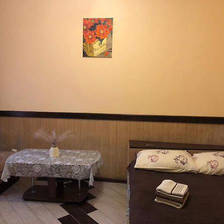Львів Центр Міста Apartment In The Center Of Lviv Поруч Громадська Парковка المظهر الخارجي الصورة